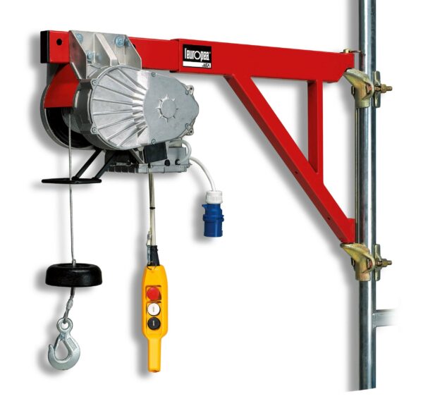 L’Europea HE150 Veloce scaffold hoist